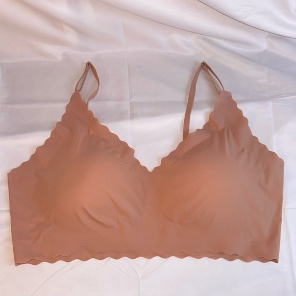 Scalloped Edge Tan Bralette